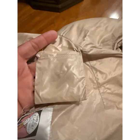 Women's Moncler Pink Velvet Puffer Jacket Size S with Beige Lining - Picture 12 of 13